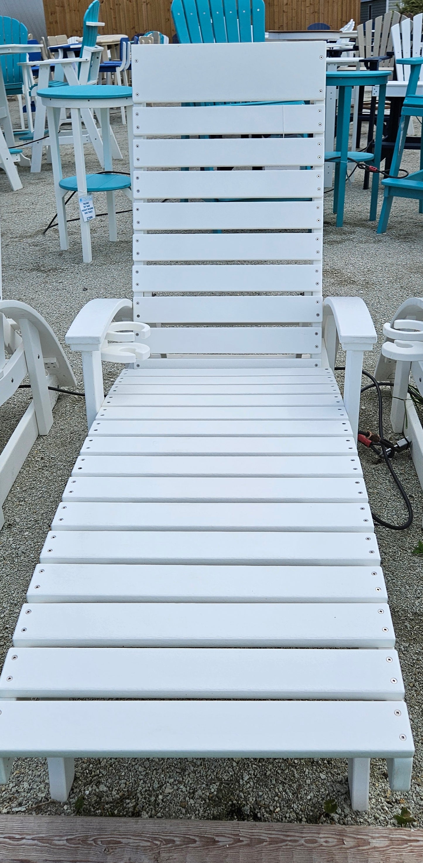 Tru180 Lounger with Cupholder