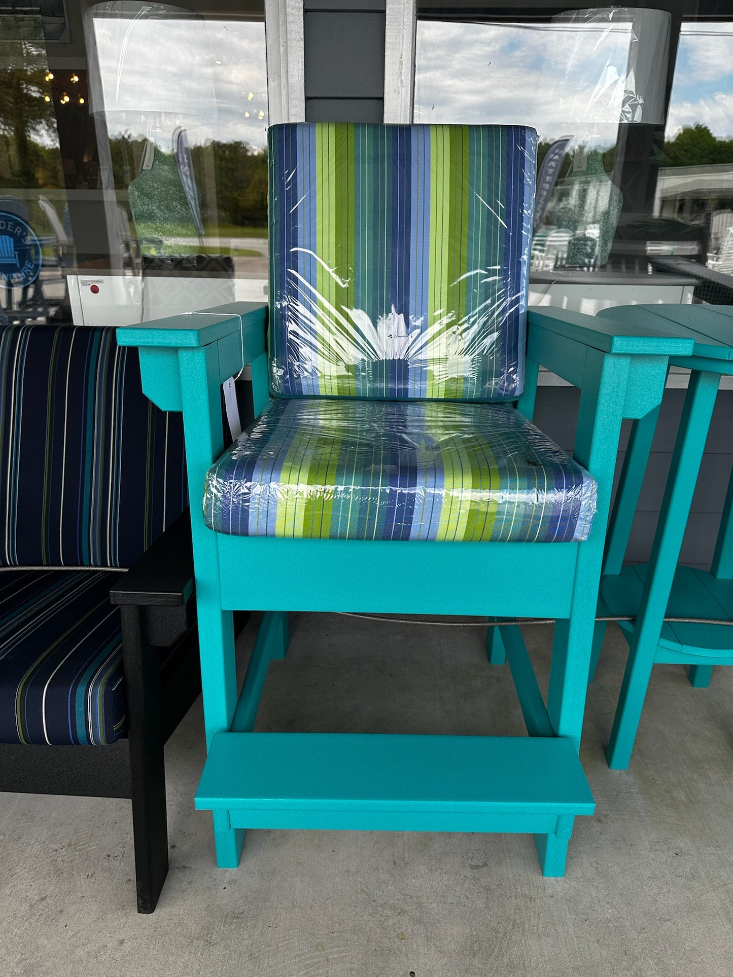 Backyard Cape May Balcony Chair w/ Cushion