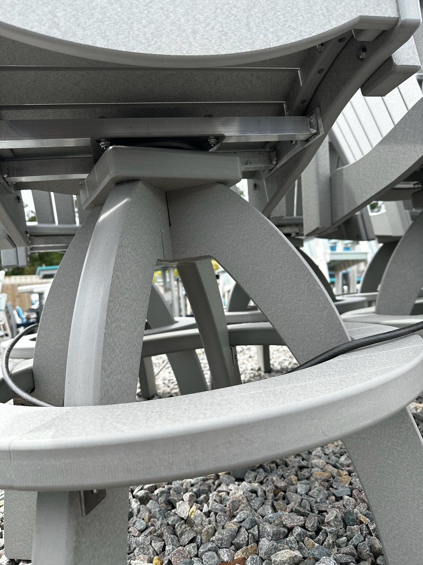 King Casual Supreme Bar Swivel Chair