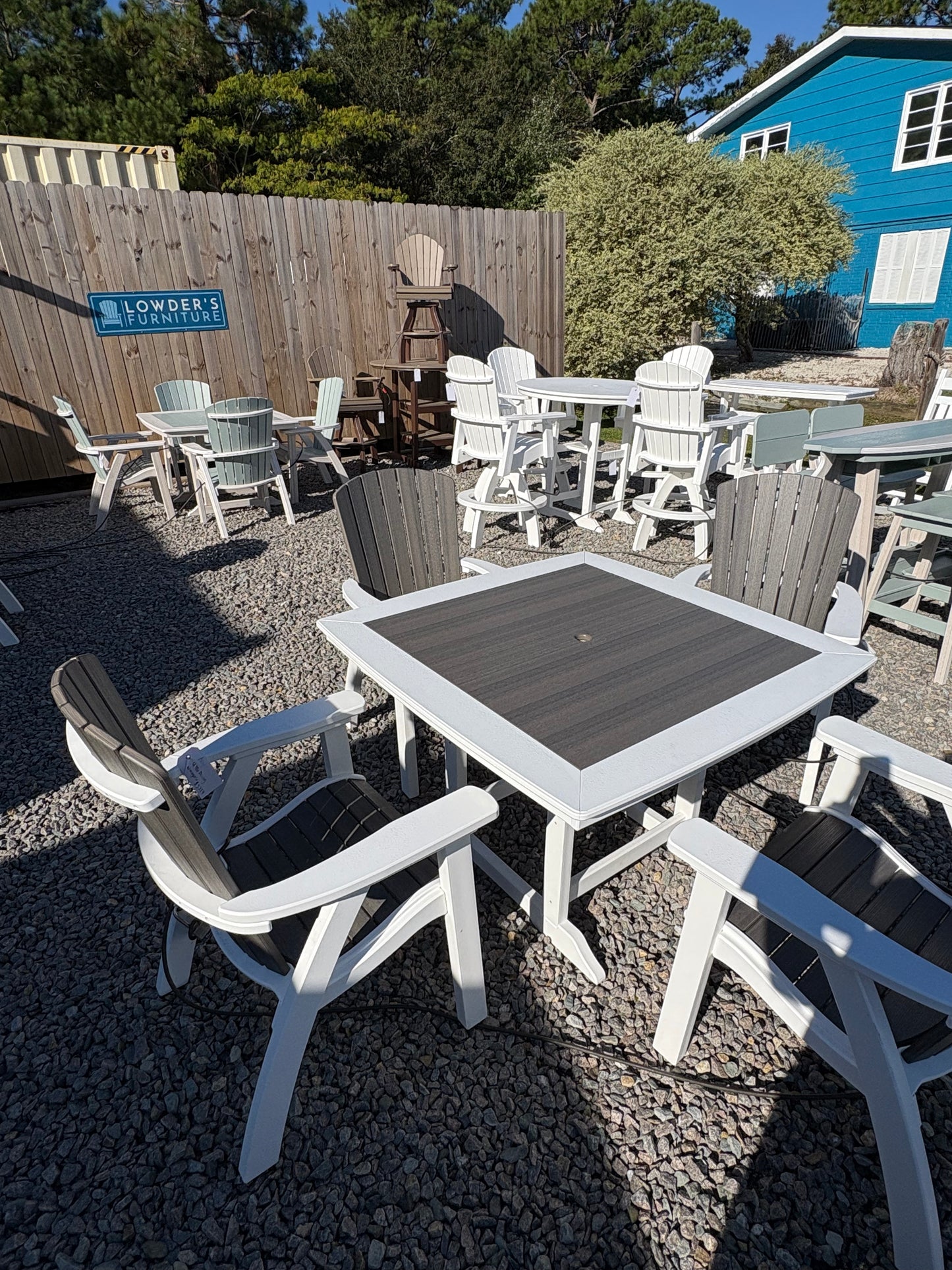 Kings Casual Table w/4 Chairs