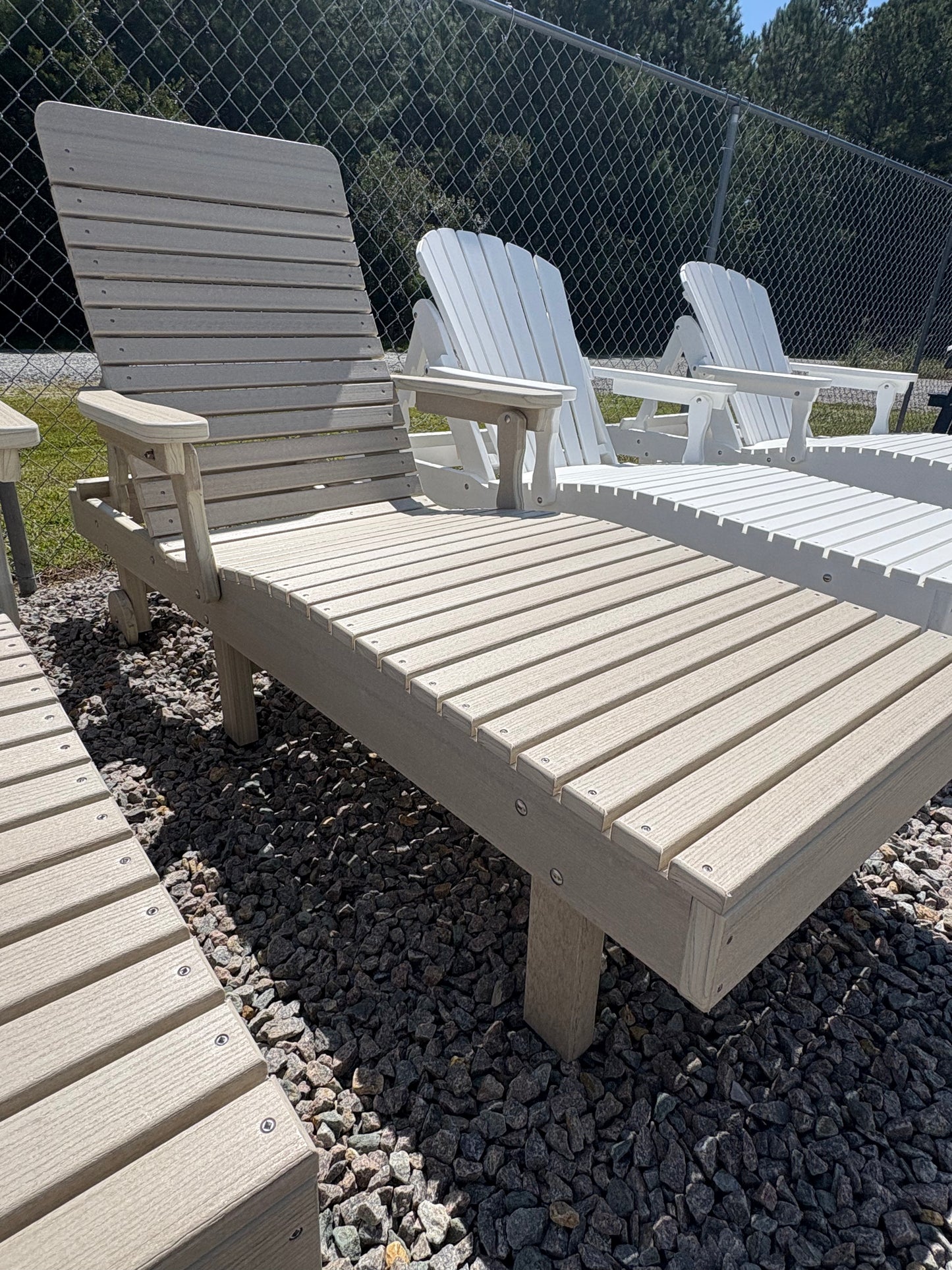 MV Tiara Chaise Lounger