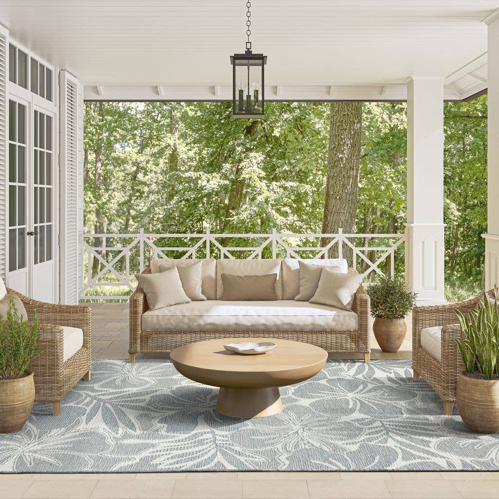 Ocean Blue Tropical Flower Indoor/Outdoor Area Rug: 5'3" x 7'6"