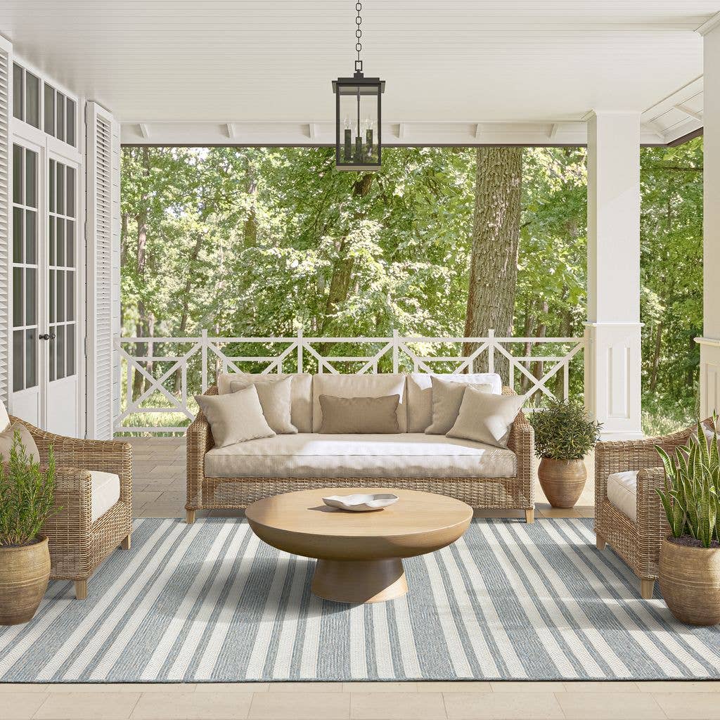 Ocean Blue Horizontal Striped Indoor/Outdoor Rug: 5'3" x 7'6"
