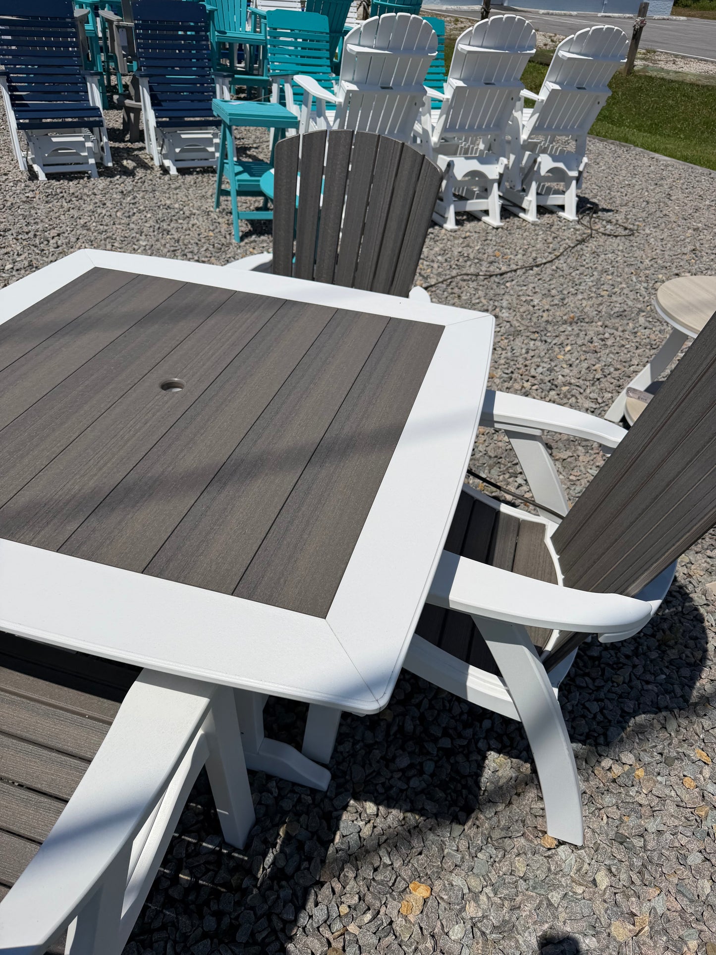 Kings Casual Table w/4 Chairs