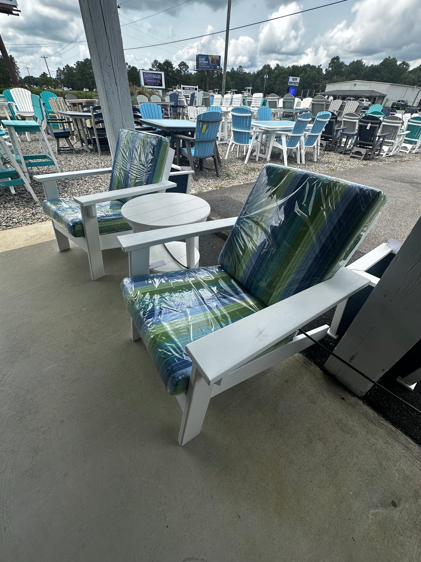 Backyard Cape May Stationary Chair w/Cushion