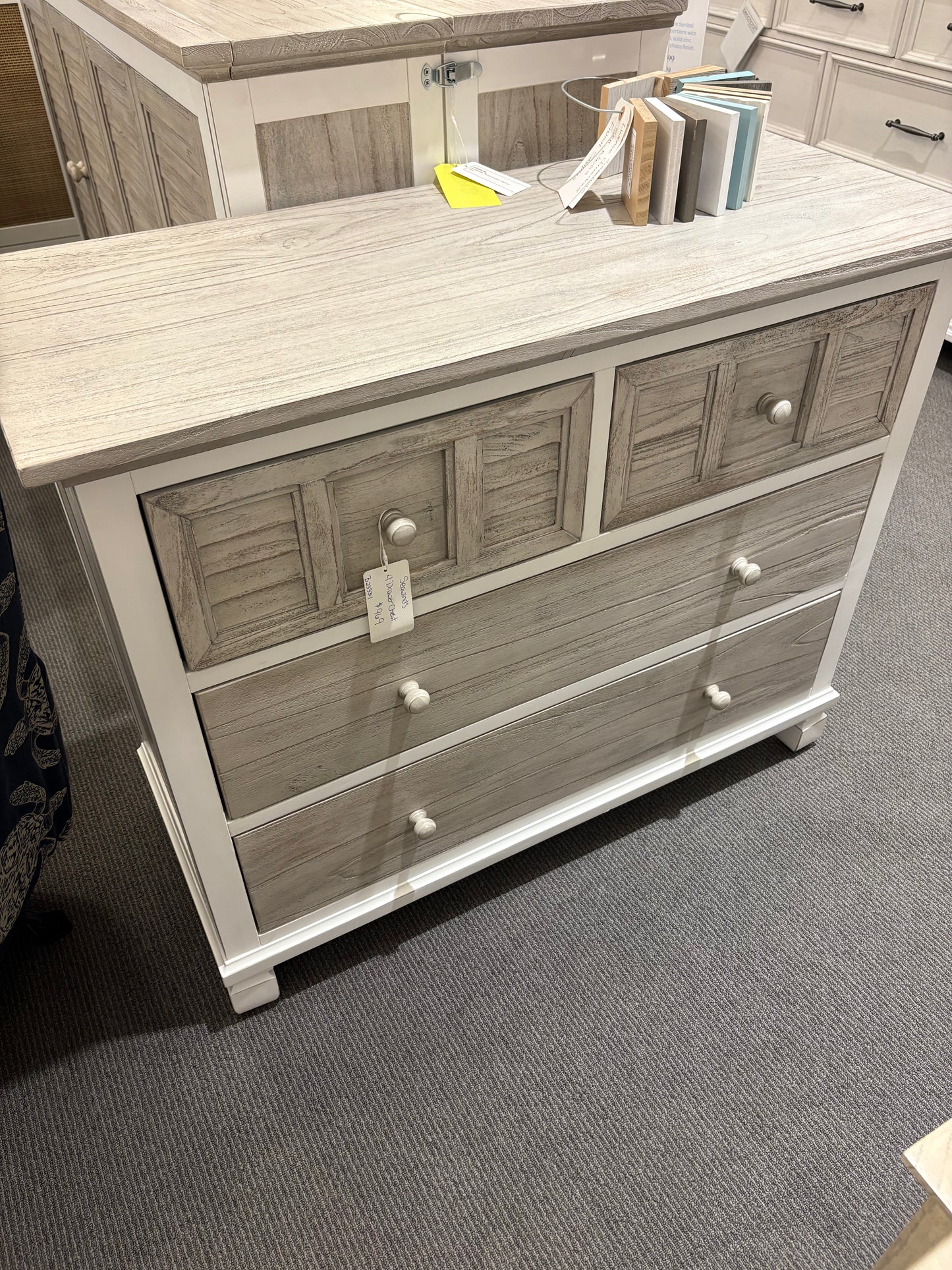 Sea Winds 4 Drawer Chest