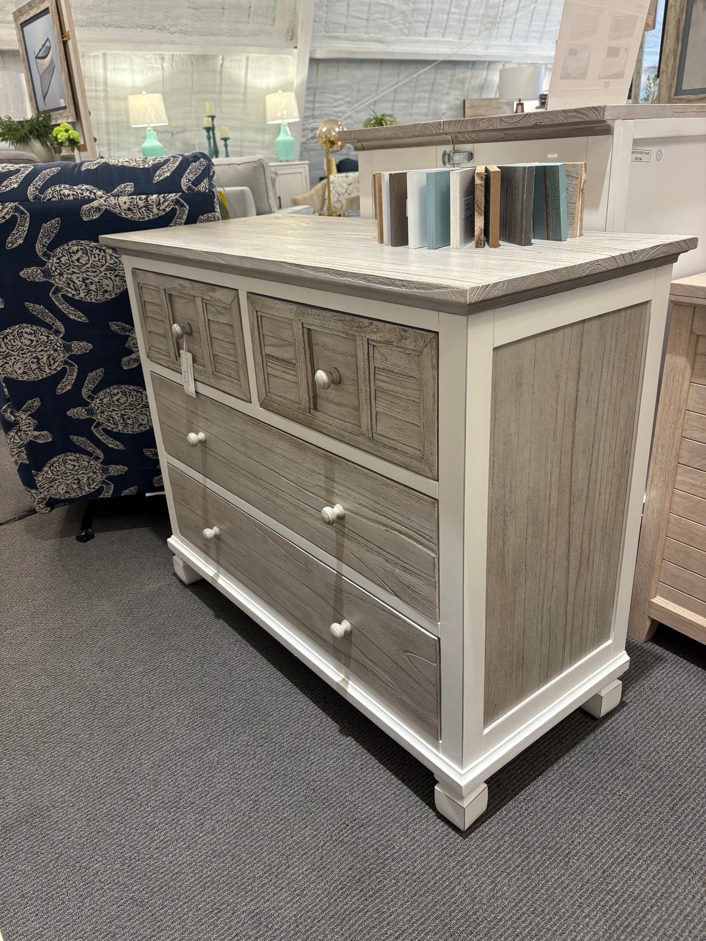Sea Winds 4 Drawer Chest