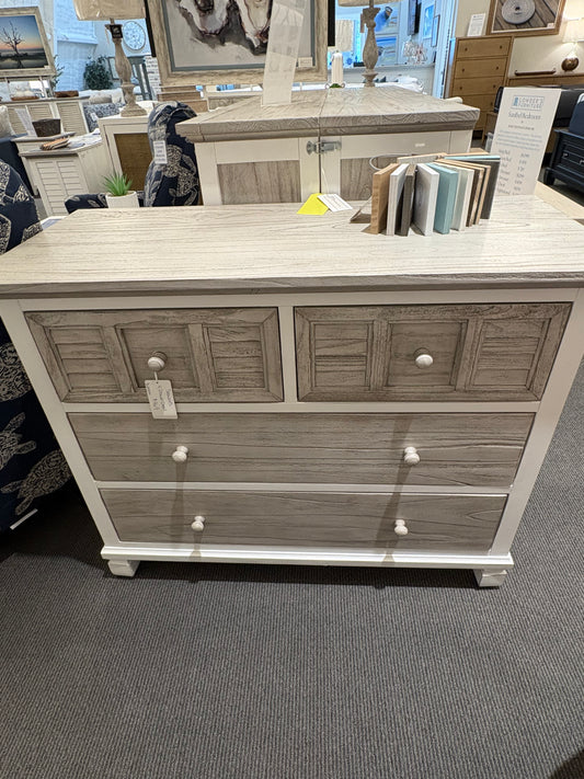 Sea Winds 4 Drawer Chest