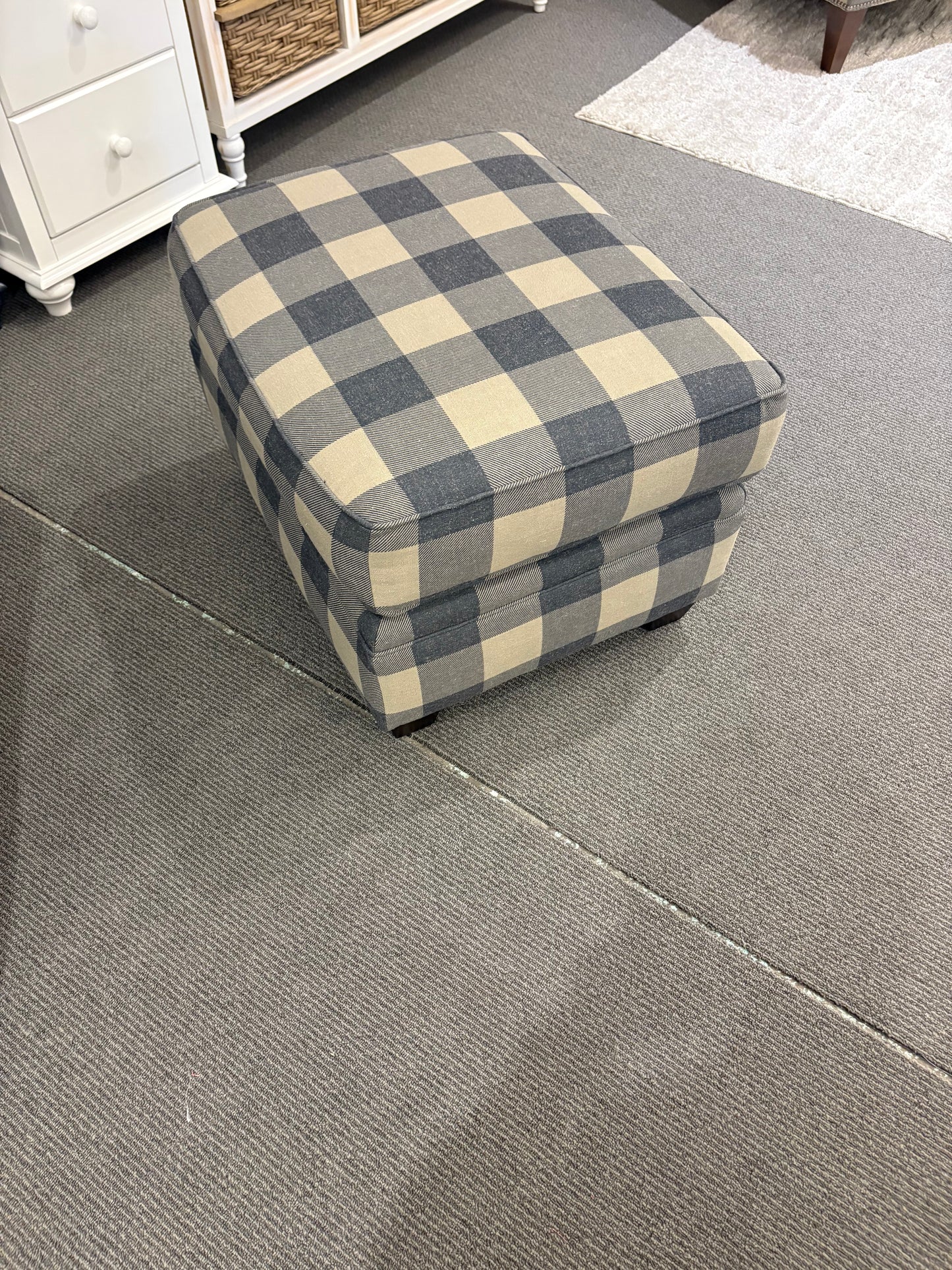Warren Ottoman