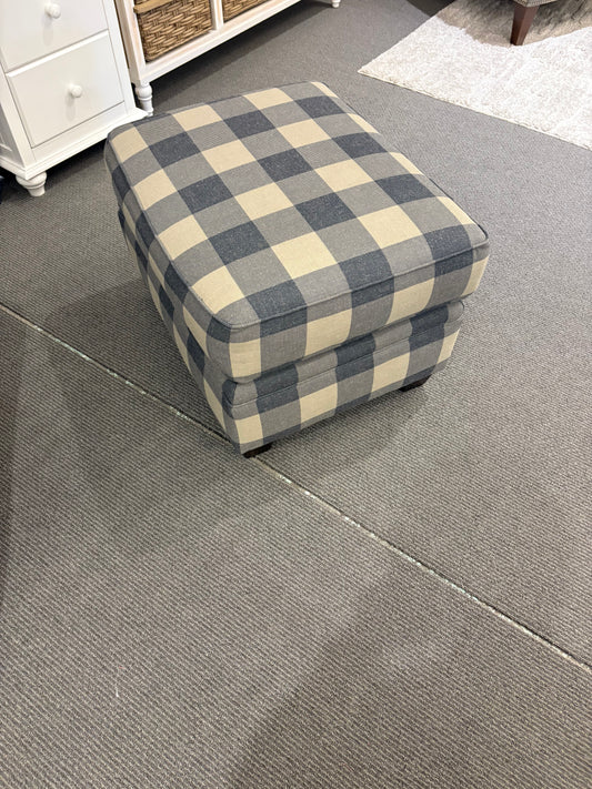 Warren Ottoman