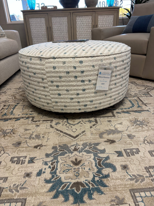 Olivia Ottoman