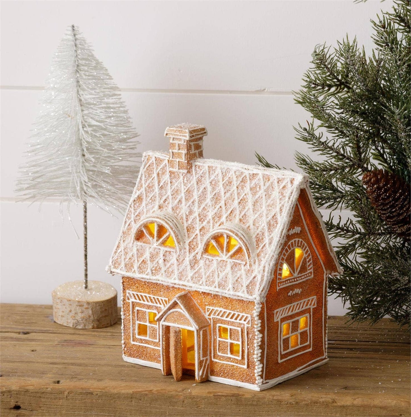 Lighted Gingerbread House With Open Door (PC)